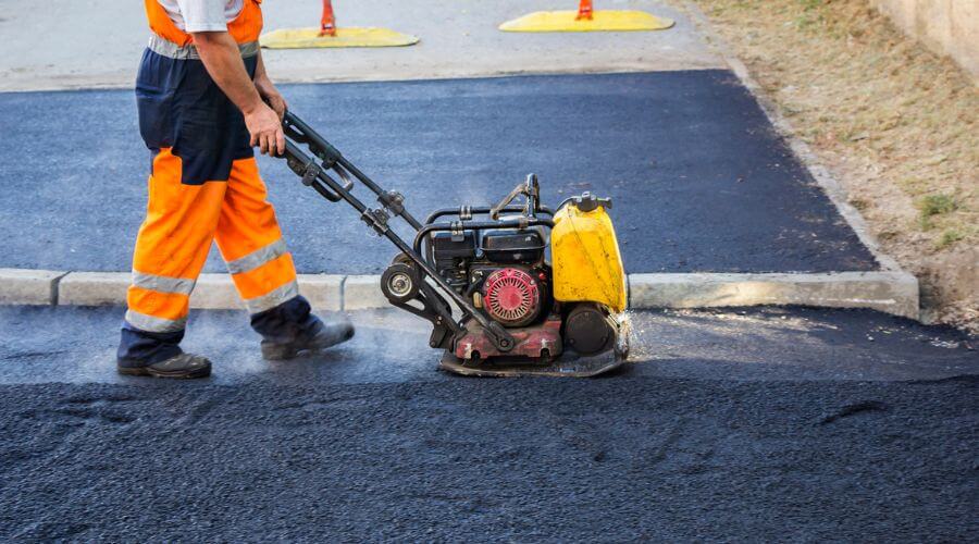 Professional gutter cleaning in Port Orchard, WA
